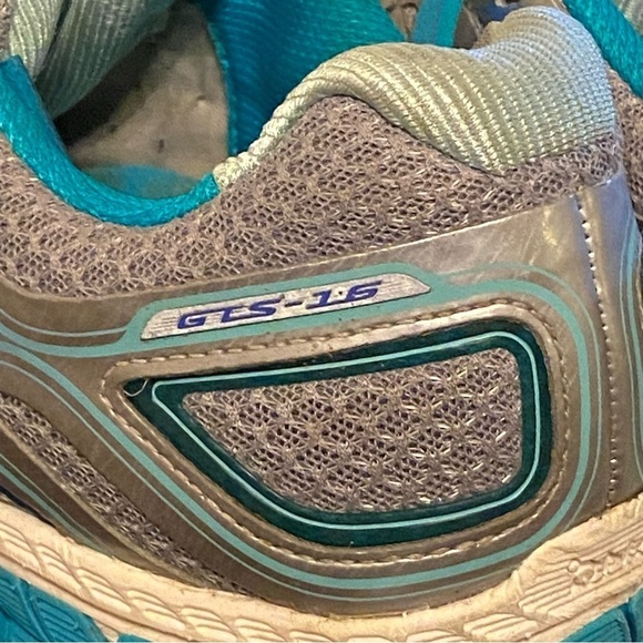 Brooks Adrenaline GTS 16 Women's Size 9 US Running Shoes Sixteenth Edition - Picture 6 of 11